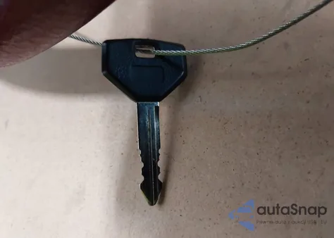 1993 Dodge Dynasty z USA, uszkodzony, nr VIN 1B3XC46R4PD197875